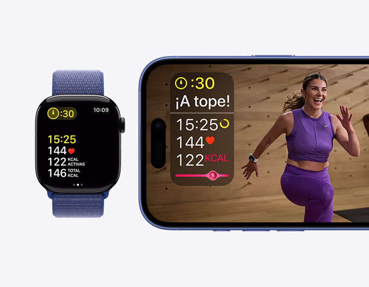 Un iPhone muestra un entreno de Apple Fitness+ con el tiempo, la frecuencia cardiaca y las calorías quemadas al lado de un Apple Watch Series 10 que muestra los mismos datos.